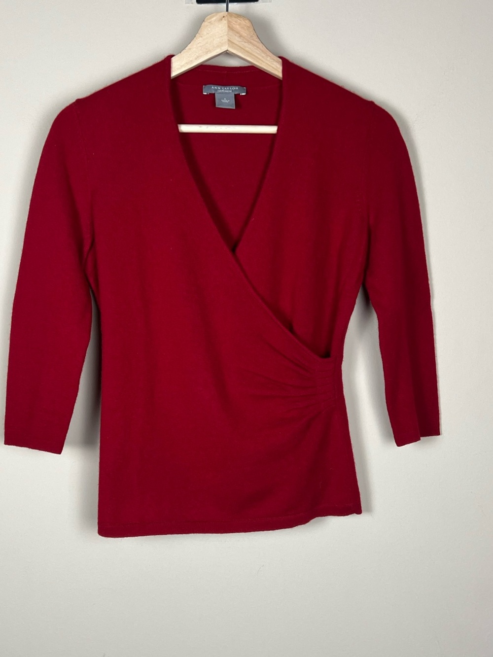 Ann Taylor 100% Cashmere Red Wrap Sweater Size Small